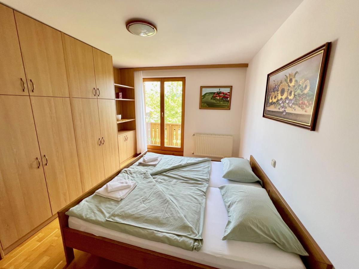Guest House Domacija Krnc Hrib pri Hinjah Екстериор снимка