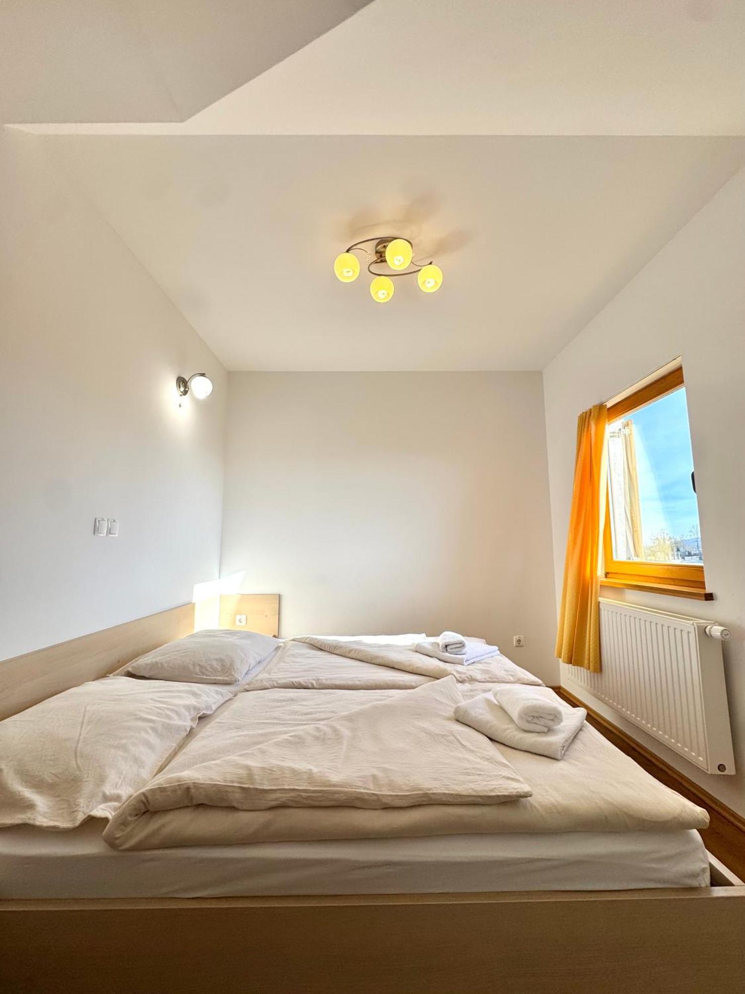 Guest House Domacija Krnc Hrib pri Hinjah Екстериор снимка